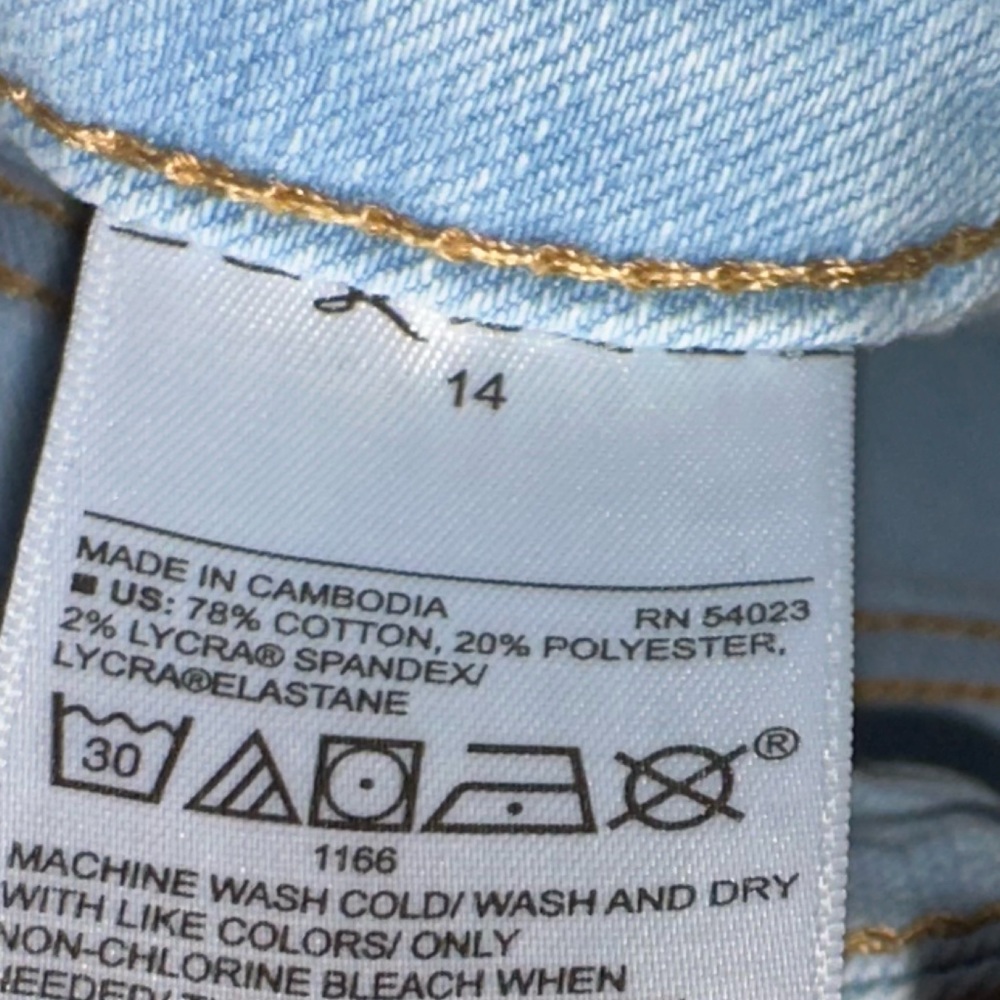 Women’s old navy jeans size 14 - Picture 4 of 4